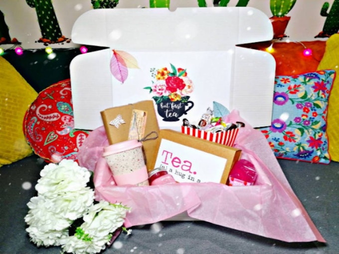 Book And Tea Mystery Box for Women Book And Tea Mystery Box for Women