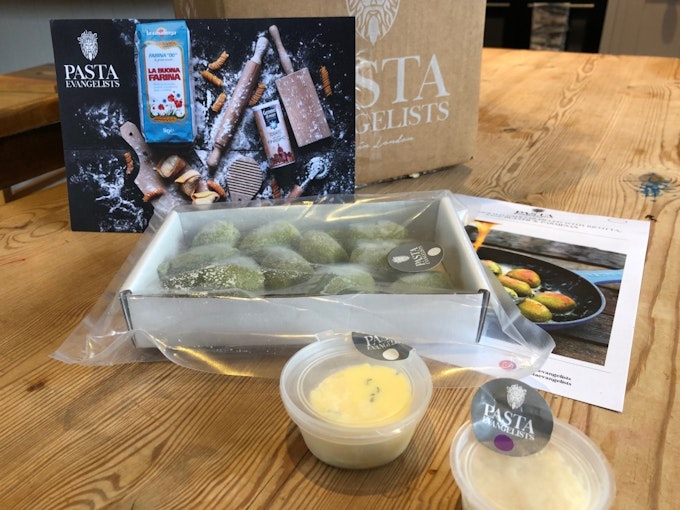 Pasta Evangelists: Vegetarian Box | Staff Review Header